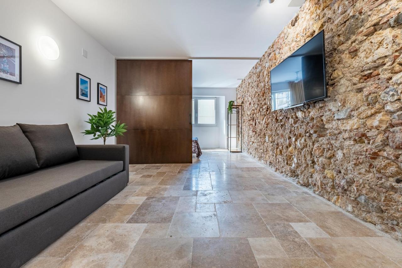 Stone Wall Apartment En Barri Port Maritim Tarragona Bagian luar foto